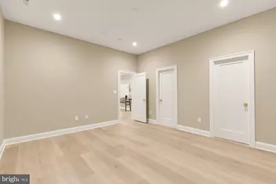 2733 Chesapeake Street NW, Washington, DC 20008 - Photo 85