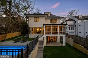 2733 Chesapeake St NW, Washington, DC 20008 - Photo 9