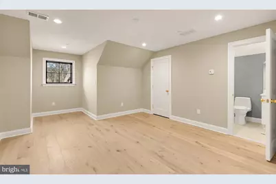 2733 Chesapeake Street NW, Washington, DC 20008 - Photo 73