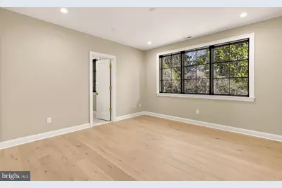 2733 Chesapeake Street NW, Washington, DC 20008 - Photo 69