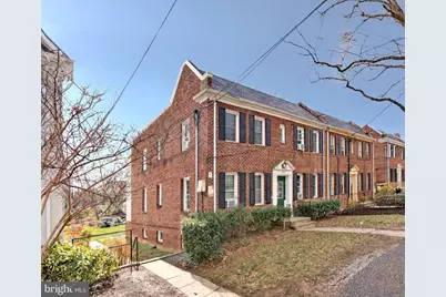 4482 Macarthur Boulevard NW, Washington, DC 20007 - Photo 1