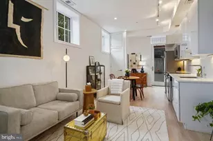 1211 G St SE, Washington, DC 20003 - Photo 7