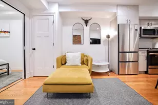 1823 Kalorama Rd NW, Washington, DC 20009 - Photo 7