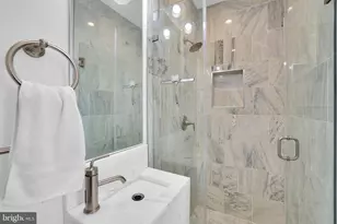 1823 Kalorama Rd NW, Washington, DC 20009 - Photo 11