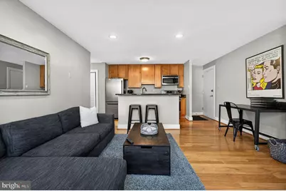 4840 Macarthur Boulevard NW #408, Washington, DC 20007 - Photo 3