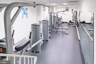 4201 Cathedral Ave NW, Washington, DC 20016 - Photo 25