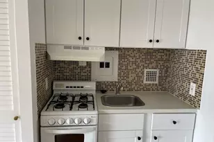 950 25th St NW, Washington, DC 20037 - Photo 9