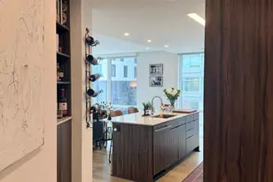 37 L SE, Washington, DC 20003 - Photo 7