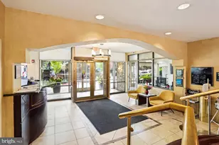 950 25th St NW, Washington, DC 20037 - Photo 3