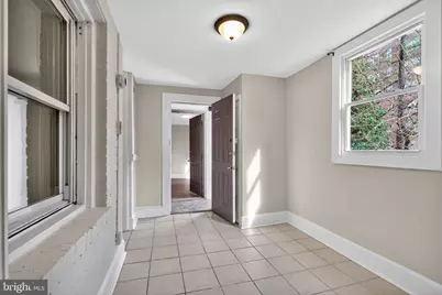 207 Adams Street NE, Washington, DC 20002 - Photo 5