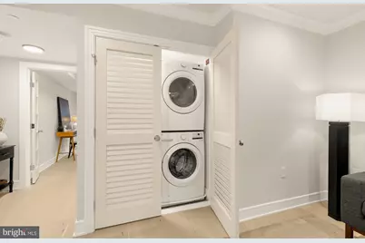 647 G SE #1, Washington, DC 20003 - Photo 15