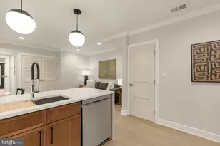 647 G SE, Washington, DC 20003 - Photo 5