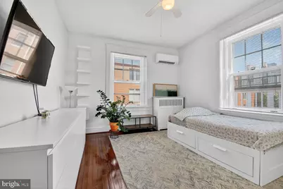 2009 Belmont Road NW #303, Washington, DC 20009 - Photo 11