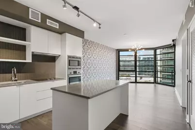 1300 4th Street SE #713, Washington, DC 20003 - Photo 7