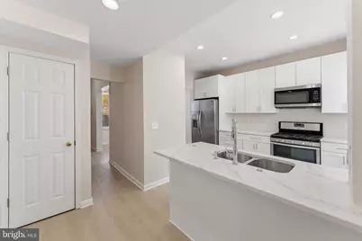 742 Columbia Road NW, Washington, DC 20001 - Photo 3