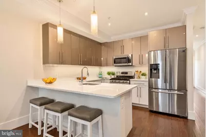 1711 D Street SE #2, Washington, DC 20003 - Photo 5