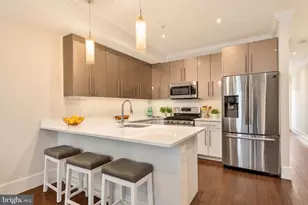 1711 D St SE, Washington, DC 20003 - Photo 5