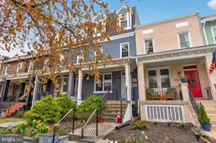 1711 D St SE, Washington, DC 20003 - Photo 19