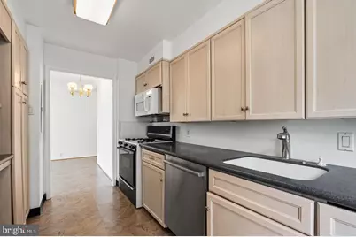 2700 Virginia Ave NW #911, Washington, DC 20037 - Photo 17