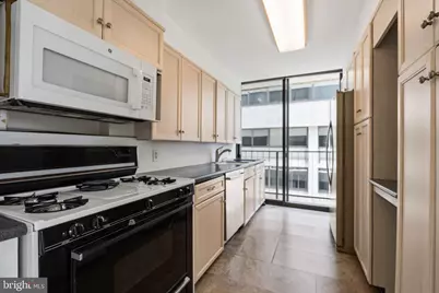2700 Virginia Ave NW #911, Washington, DC 20037 - Photo 15