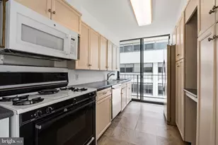 2700 Virginia Ave NW, Washington, DC 20037 - Photo 15