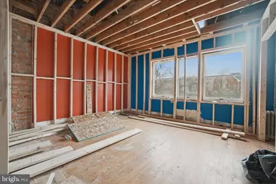 2413 39th Street NW, Washington, DC 20007 - Photo 3