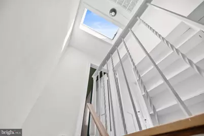 2927 Cathedral Avenue NW, Washington, DC 20008 - Photo 27