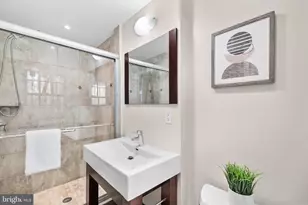 2927 Cathedral Ave NW, Washington, DC 20008 - Photo 41