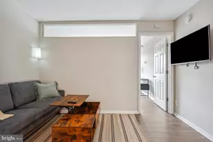 2401 H St NW, Washington, DC 20037 - Photo 11