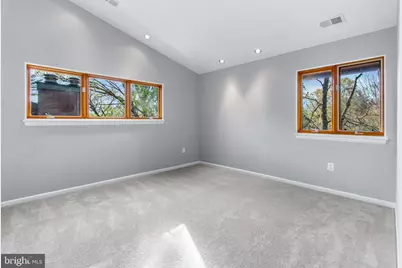 5211 Macarthur Terrace NW, Washington, DC 20016 - Photo 29