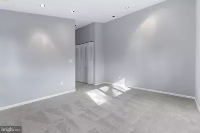 5211 Macarthur Terrace NW, Washington, DC 20016 - Photo 25