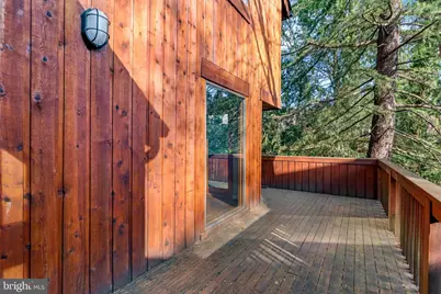 5211 Macarthur Terrace NW, Washington, DC 20016 - Photo 19