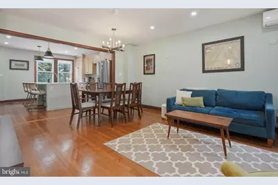 32 Farragut Place NW, Washington, DC 20011 - Photo 5