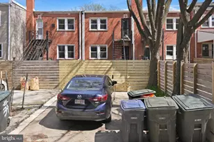 32 Farragut Pl NW, Washington, DC 20011 - Photo 33