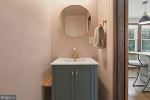 32 Farragut Pl NW, Washington, DC 20011 - Photo 7