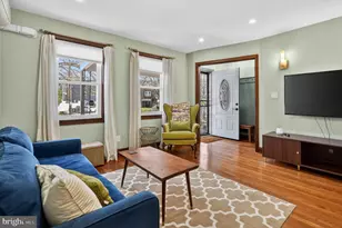 32 Farragut Pl NW, Washington, DC 20011 - Photo 3