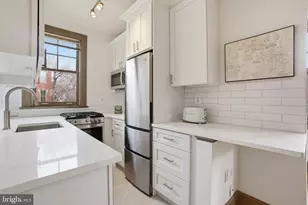 105 6th St SE, Washington, DC 20003 - Photo 7