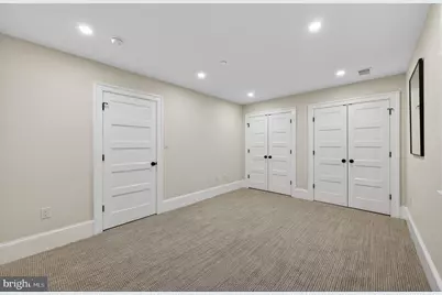 647 E Street NE, Washington, DC 20002 - Photo 41