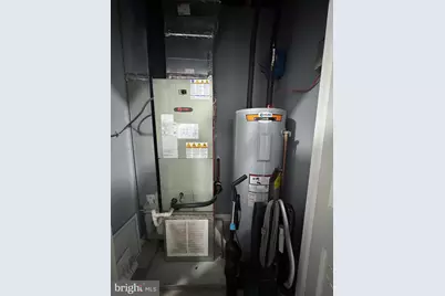 17 Rhode Island Avenue NE, Washington, DC 20002 - Photo 9