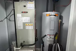 17 Rhode Island Ave NE, Washington, DC 20002 - Photo 9