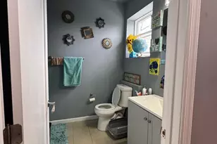 17 Rhode Island Ave NE, Washington, DC 20002 - Photo 3