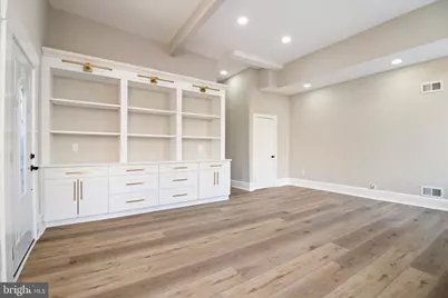 801 East Capitol Street SE, Washington, DC 20003 - Photo 5