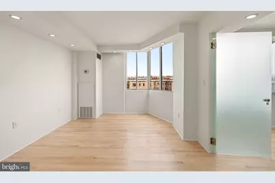 1718 P Street NW #902, Washington, DC 20036 - Photo 23