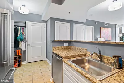 555 Massachusetts Avenue NW #418, Washington, DC 20001 - Photo 5