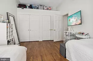 1244 34th St NW, Washington, DC 20007 - Photo 15