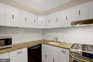700 7th St SW, Washington, DC 20024 - Photo 17