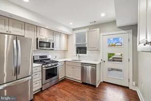 742 Irving St NW, Washington, DC 20010 - Photo 11