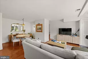 4840 MacArthur Blvd NW, Washington, DC 20007 - Photo 7