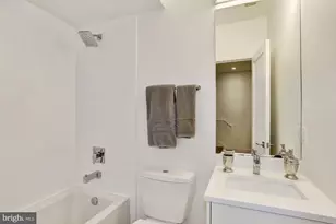 1106 T St NW, Washington, DC 20009 - Photo 21