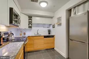 1938 Biltmore St NW, Washington, DC 20009 - Photo 11